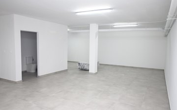 Property slide 14