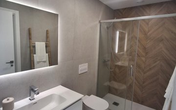 Property slide 18