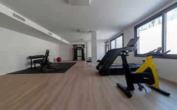 Property slide 22