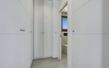 Property slide 25