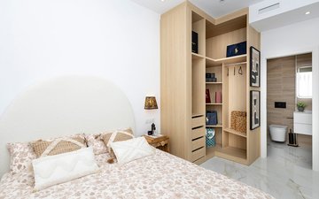 Property slide 24