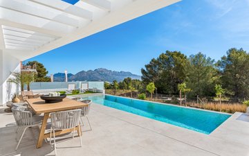 Property slide 17