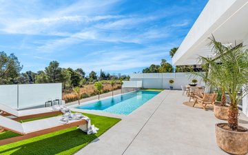 Property slide 21