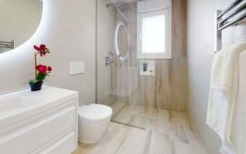 Property slide 19