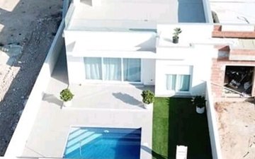 Property slide 32