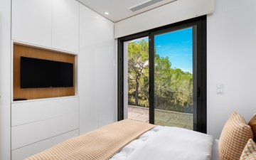 Property slide 24