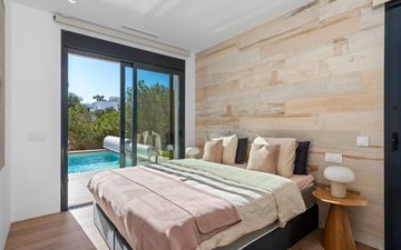 Property slide 10