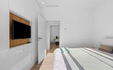 Property slide 21