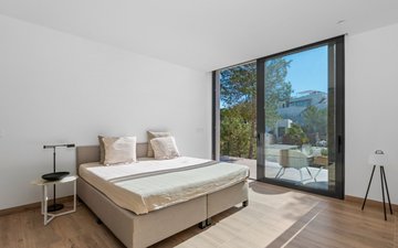 Property slide 31