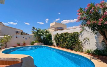 Property slide 18