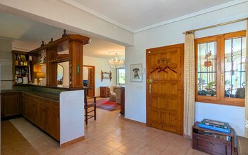 Property slide 25