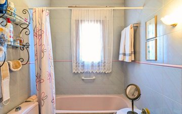Property slide 48
