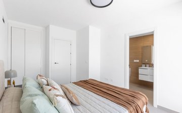 Property slide 32