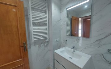Property slide 20