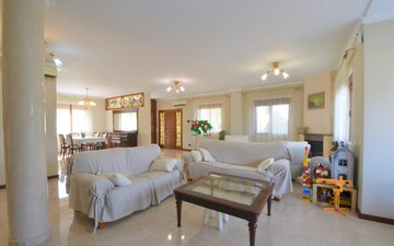 Property slide 17