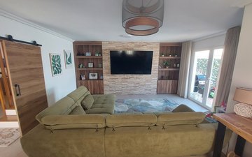 Property slide 11