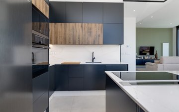 Property slide 14