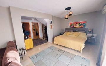 Property slide 21