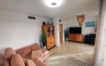 Property slide 30