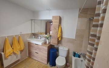 Property slide 38