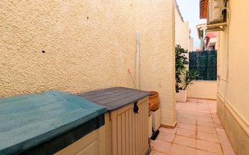 Property slide 42
