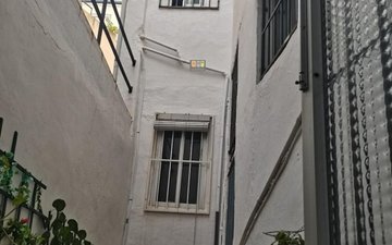 Property slide 31