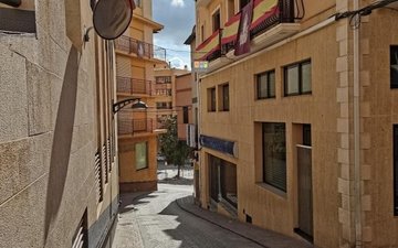 Property slide 33