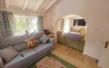 Property slide 11