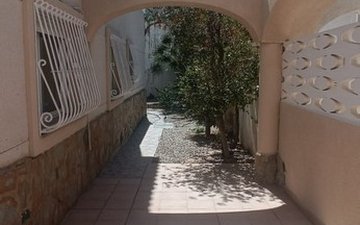 Property slide 22