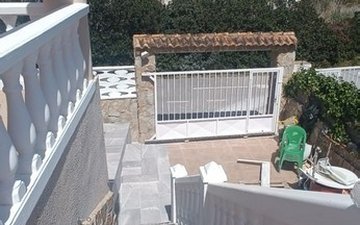 Property slide 35