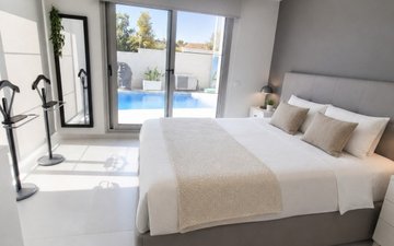 Property slide 10