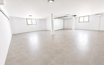 Property slide 18
