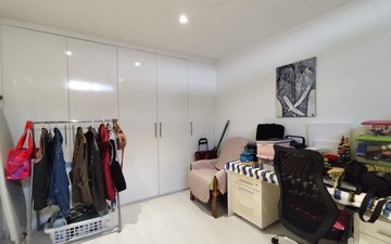 Property slide 35