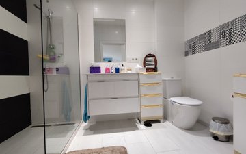 Property slide 33