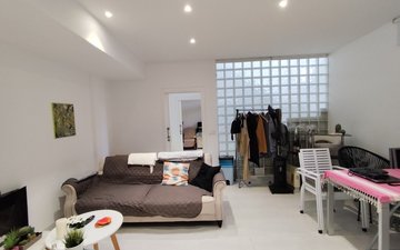 Property slide 31