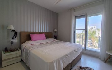 Property slide 16