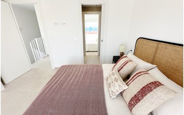 Property slide 21