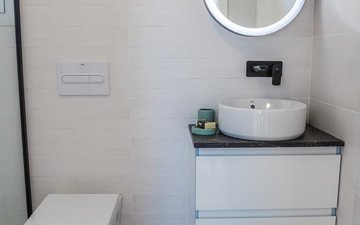 Property slide 24