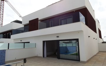 Property slide 10