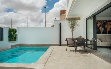 Property slide 22