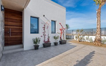 Property slide 16