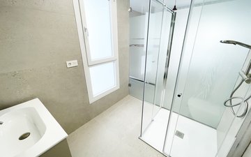 Property slide 33