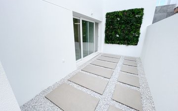 Property slide 19