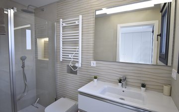 Property slide 31