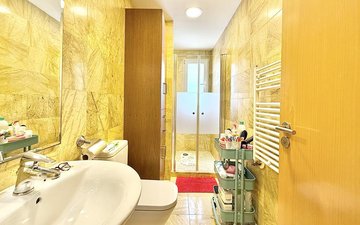 Property slide 24
