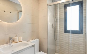 Property slide 18