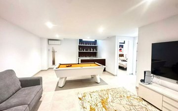 Property slide 22