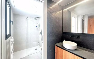 Property slide 25