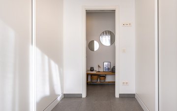 Property slide 25