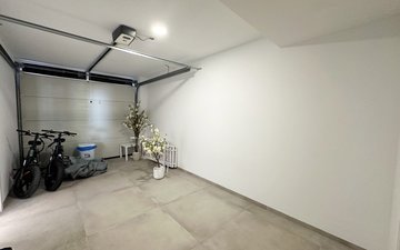 Property slide 50